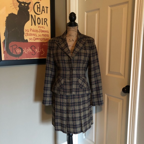 Limited 2 piece wool suit - Picture 2 of 6